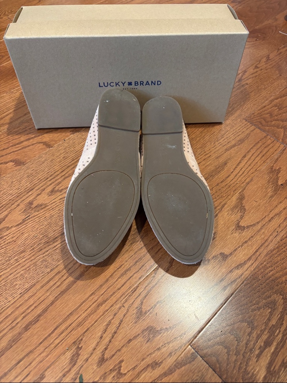 Lucky Brand Women’s Light pink Perforated Slip-On Loafers - Picture 3 of 3